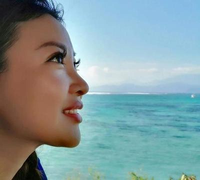 专访马来西亚十大网红美女--美丽教主孙波